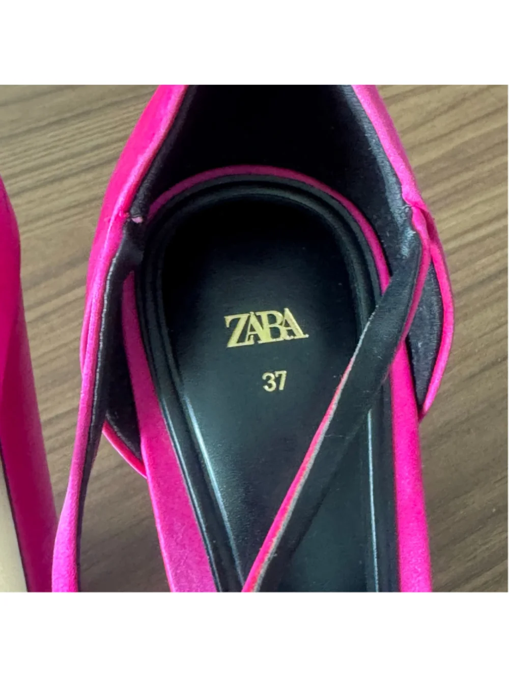 Zara Fuchsia Pointed-Toe Crisscross Block Heels